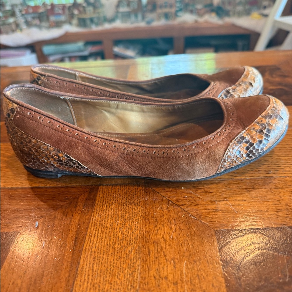 VINTAGE LANVIN BROWN SUEDE BALLET FLATS WITH SNAKE PRINT TRIM!!
